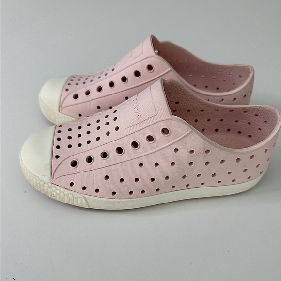 Native Shoes Other - Native Shoes Kids' Jefferson Slip-On Shoe Milk Pink Size 2